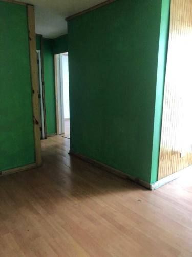 Depto en Camino La Vara (120405)