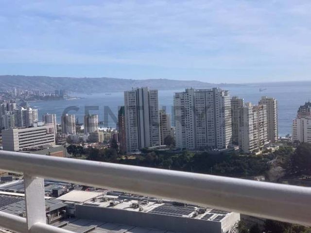 Venta Departamento estilo Mariposa, con vista despejada, Viña del Mar.