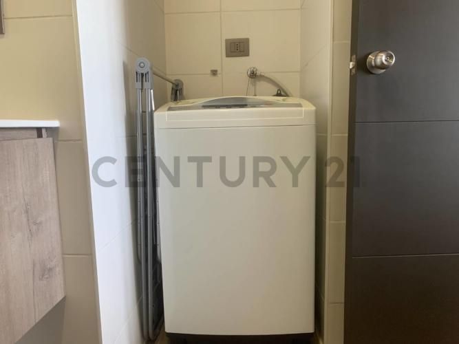 Venta Departamento estilo Mariposa, con vista despejada, Viña del Mar.