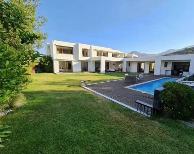 VENTA CASA EN CONDOMINIO CERCA AL COLEGIO CRAIGHOUSE