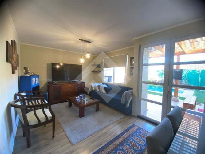 CASA Condominio Plaza Buin III/ Víctor Troncoso Muñoz