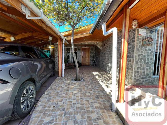 hermosa casa de 3 dormitorios en casas viejas, camino al cajon del maipo