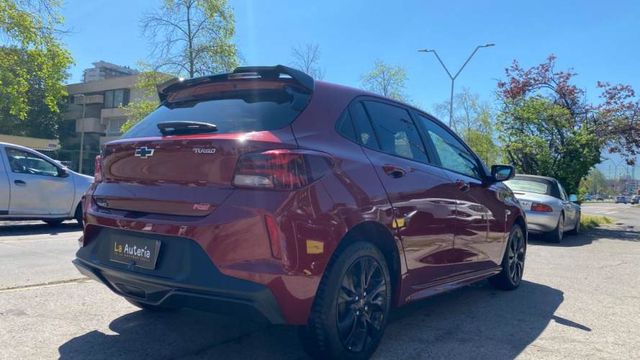 Chevrolet Onix Turbo II RS HB 1.0 (2021)