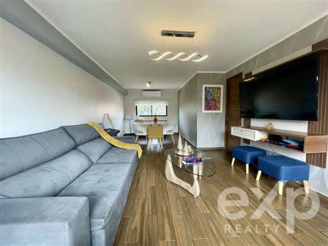 CASA Avenida Javiera Carrera Sur