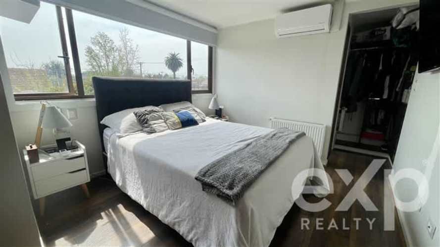 CASA Avenida Javiera Carrera Sur