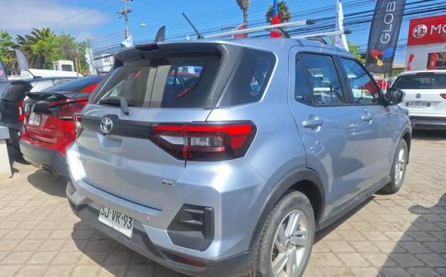 TOYOTA RAIZE E CVT 1.2 FULL AUT. AÑO 2023