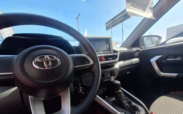 TOYOTA RAIZE E CVT 1.2 FULL AUT. AÑO 2023