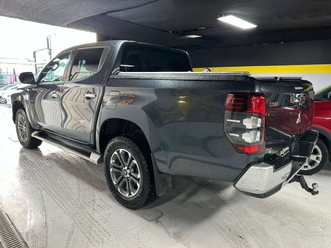 MITSUBISHI L200 DAKAR 4X4 2023