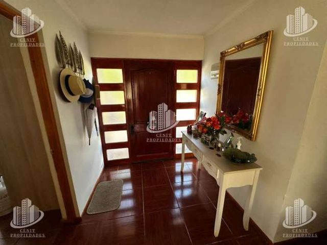 AMPLIA CASA EN PARCELA EN VENTA (LINARES) APTA PARA HIPOTECARIO