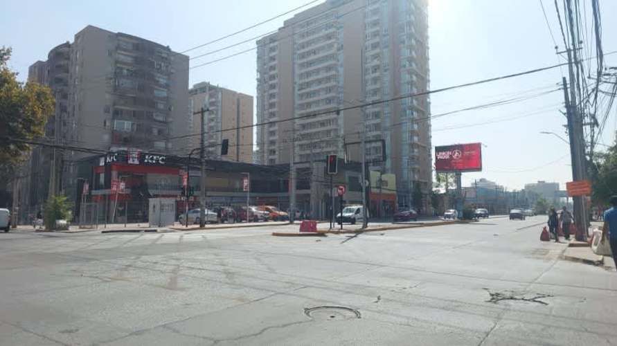 LOCAL COMERCIAL ESQUINA, EXCELENTE EXPOSICIÓN.