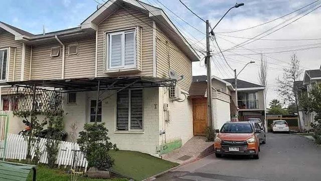 CASA VENTA PEÑAFLOR 2950UF!!!