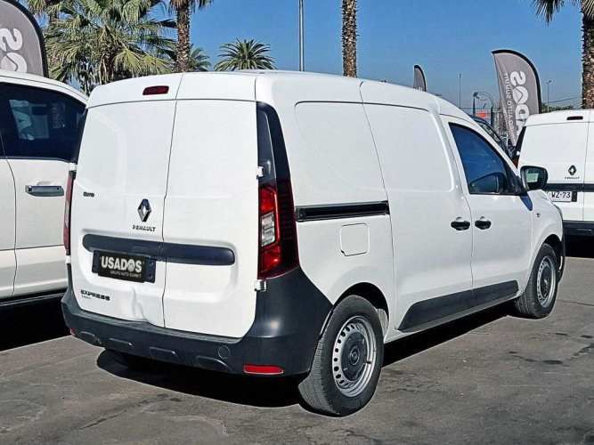 RENAULT EXPRESS 2022