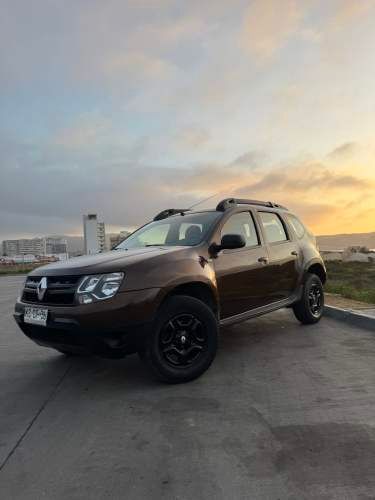 RENAULT DUSTER 4X2