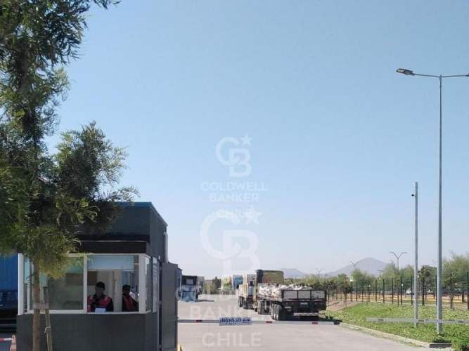 1  bodega Planta libre alta seguridad