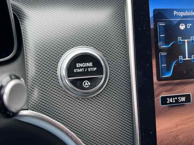 MERCEDES-BENZ GLC 200 4MATIC 2.0 2024