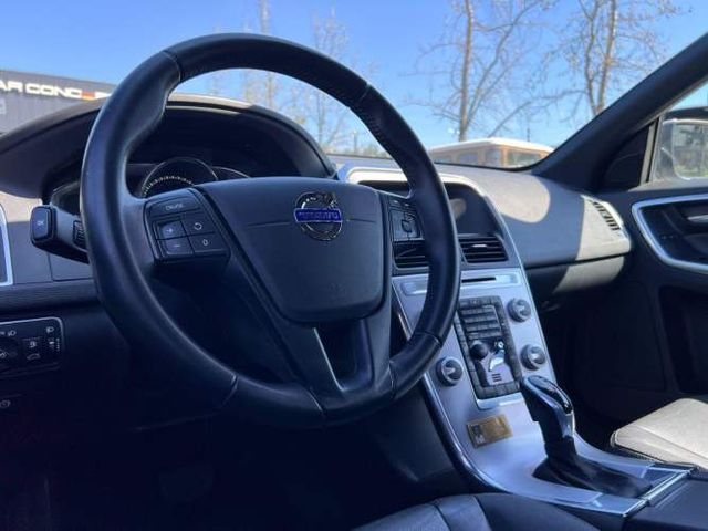 VOLVO XC60 T5 COMFORT AWD 2017