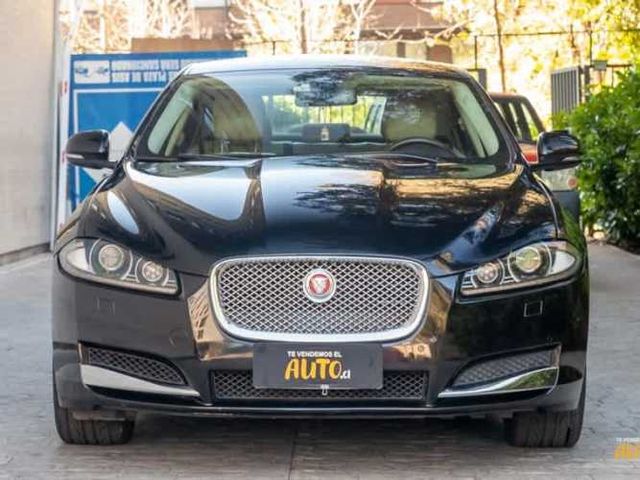 Jaguar Xf 2.0 2015