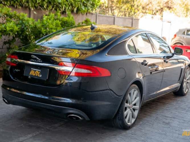 Jaguar Xf 2.0 2015
