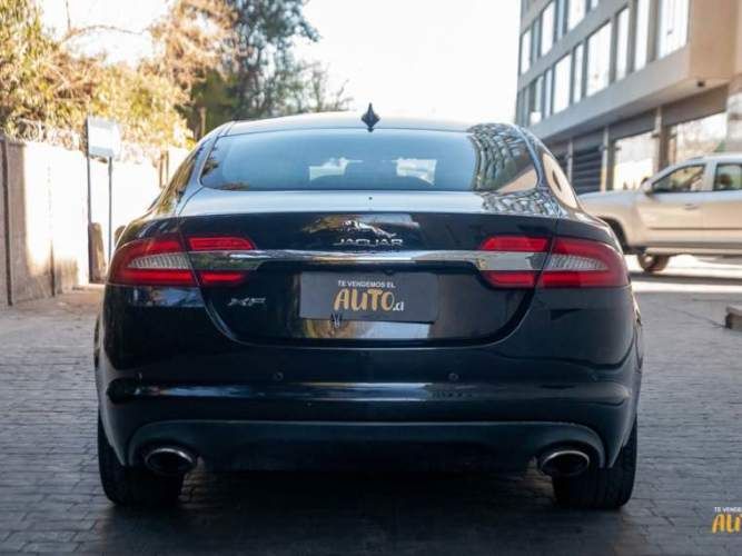 Jaguar Xf 2.0 2015