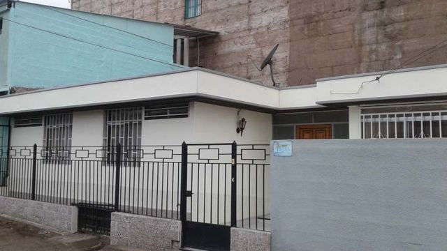 Casa central en villa calle 21 de Mayo