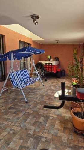 Casa, Sector Norte, 2 pisos.