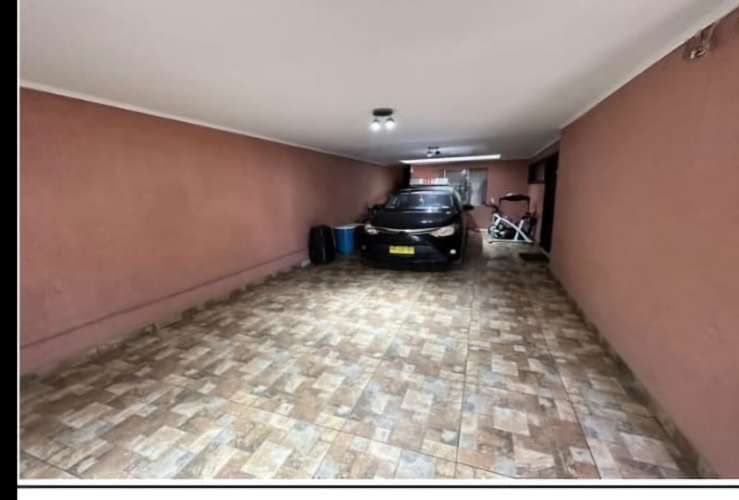 Casa, Sector Norte, 2 pisos.