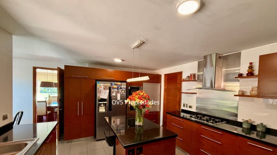 Preciosa casa Las Brisas de Chicureo (121070)