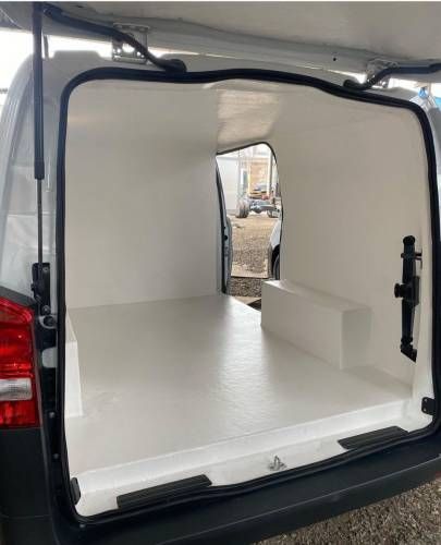 AISLACION TERMICA DE FURGONES