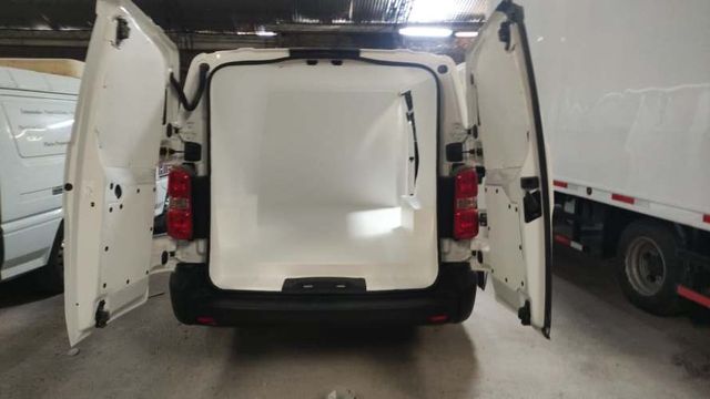 AISLACION TERMICA DE FURGONES