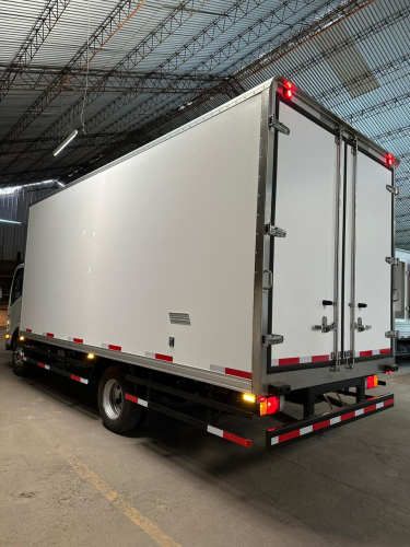 CARROCERIAS TERMICAS DE PANEL COMPLETO