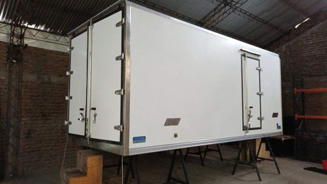 CARROCERIAS TERMICAS DE PANEL COMPLETO