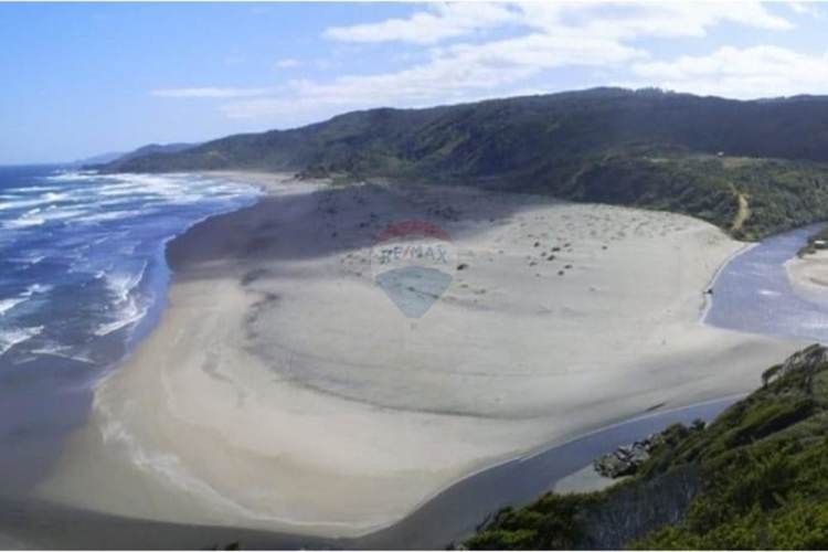 Venta parcela con acceso a rio