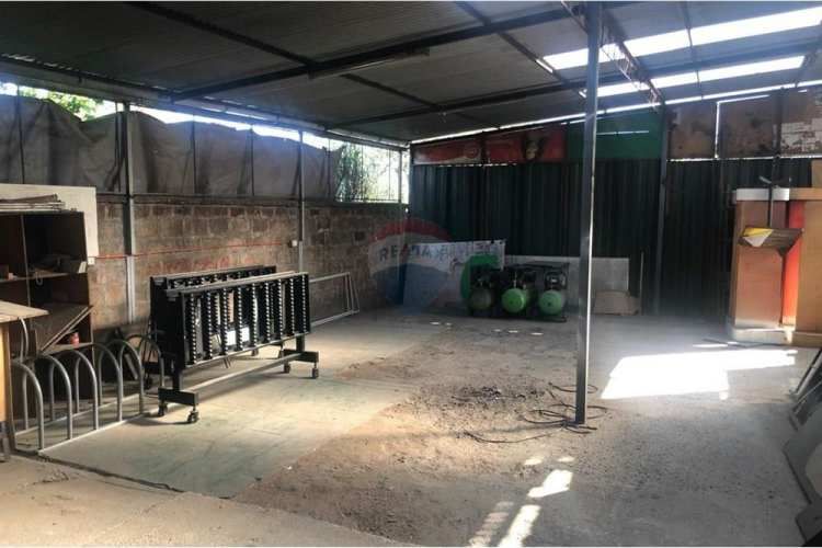 Venta de local industrial en talagante