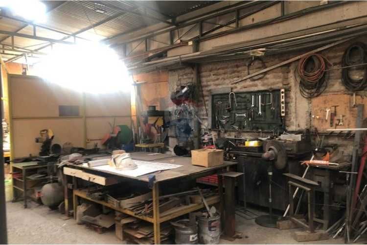 Venta de local industrial en talagante