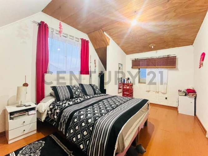 Casa en venta sector Boulevard, Valle Grande Lampa