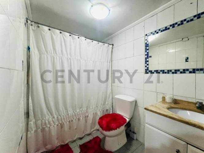 Casa en venta sector Boulevard, Valle Grande Lampa