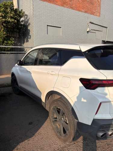 Geely New Coolray Exclusive 1,5 AT 2023 5P + LAM