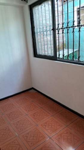 Arriendo departamento interior