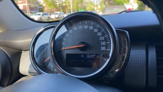 MINI Cooper D HB DOHC 1.5 Diesel MT (2019)