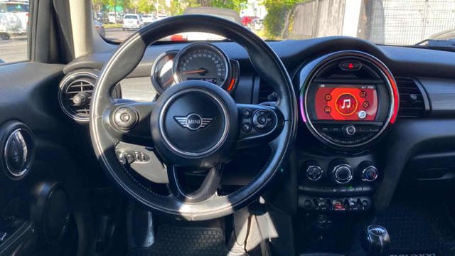MINI Cooper D HB DOHC 1.5 Diesel MT (2019)
