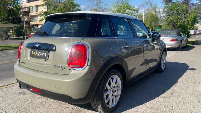 MINI Cooper D HB DOHC 1.5 Diesel MT (2019)