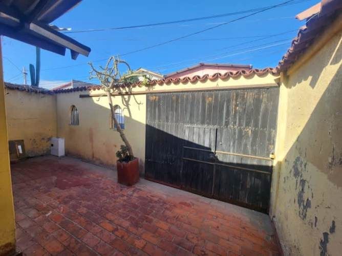 EXCELENTE OPORTUNIDAD DE COMPRAR PROPIEDAD RESTAURACION