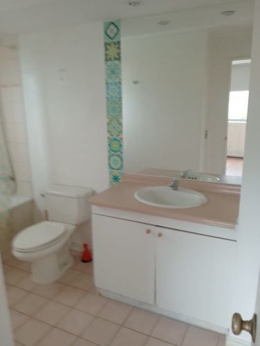 Arriendo amplio departamento San Roque