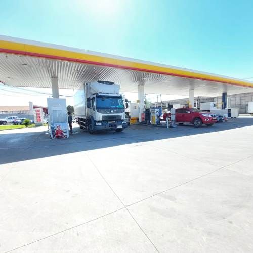 Operador Isla estación de servicios