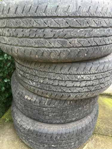 Meumaticos para camioneta