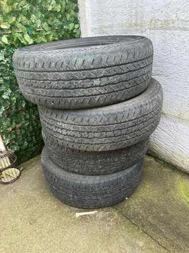 Meumaticos para camioneta