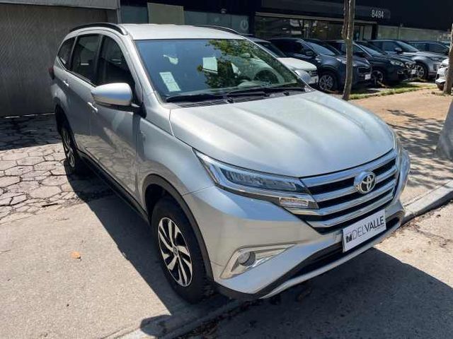 TOYOTA RUSH 1.5 CVT 2024 ÚNICO DUEÑO