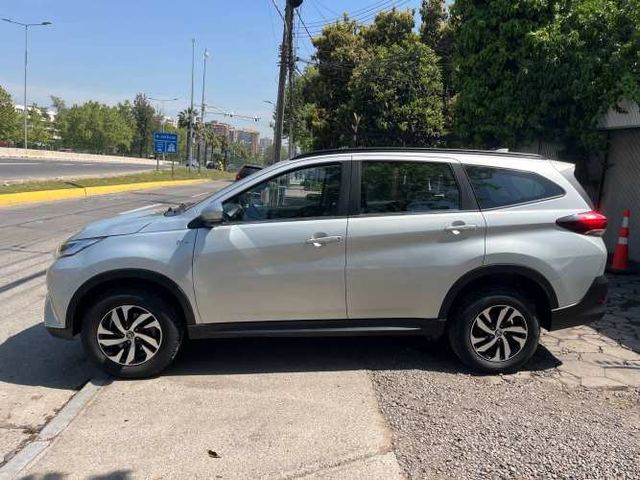 TOYOTA RUSH 1.5 CVT 2024 ÚNICO DUEÑO