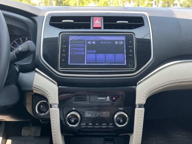 TOYOTA RUSH 1.5 CVT 2024 ÚNICO DUEÑO