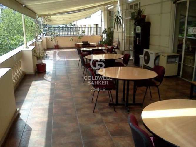 Gran Propiedad Comercial en Arriendo o Venta